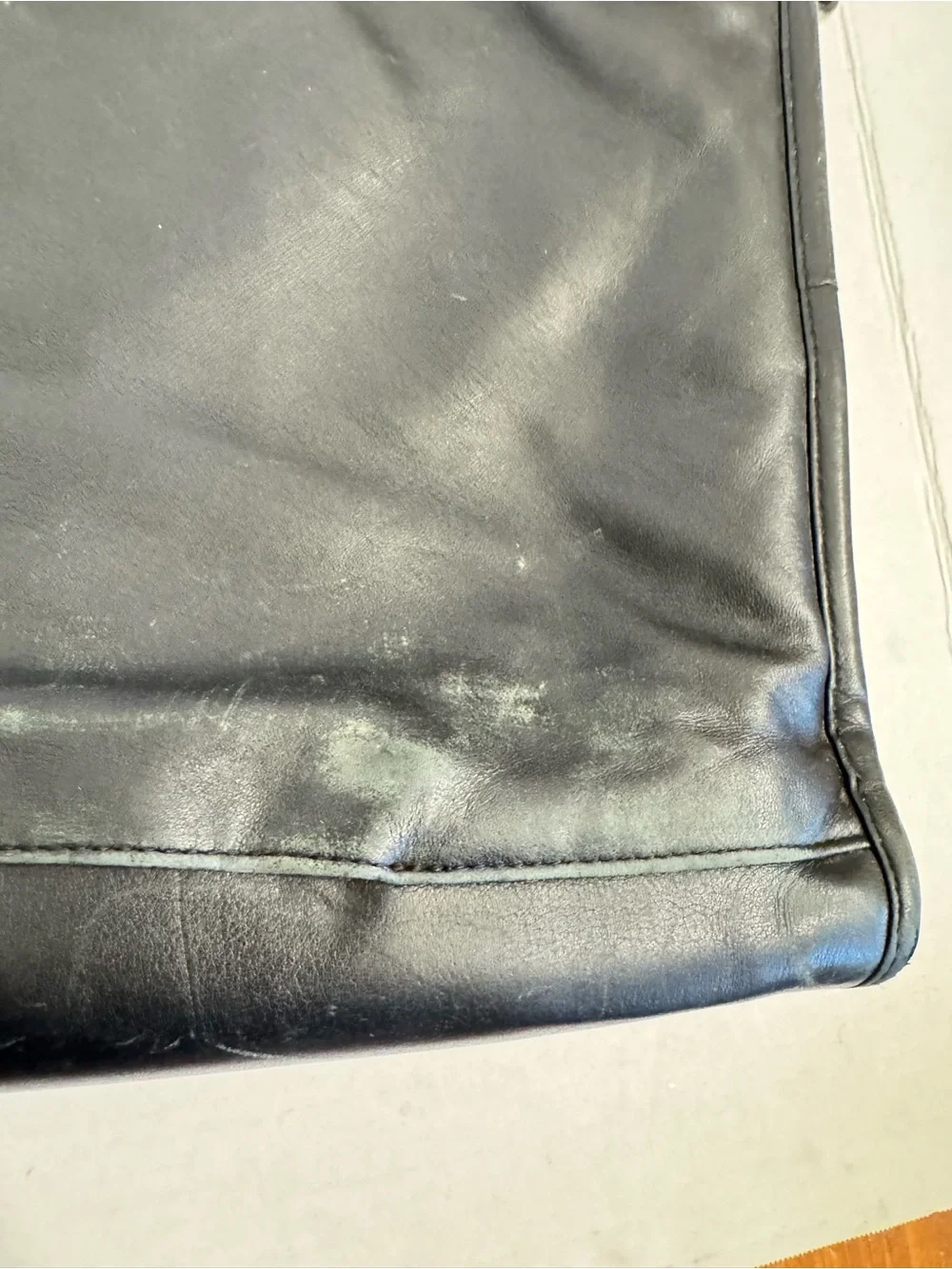 Tumi Leather Organizer Computer Brief Case 12